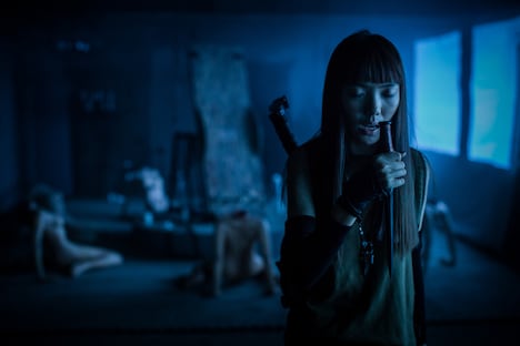 「ストレンジ・シスターズ」