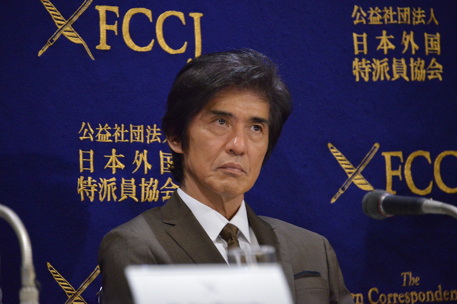 佐藤浩市