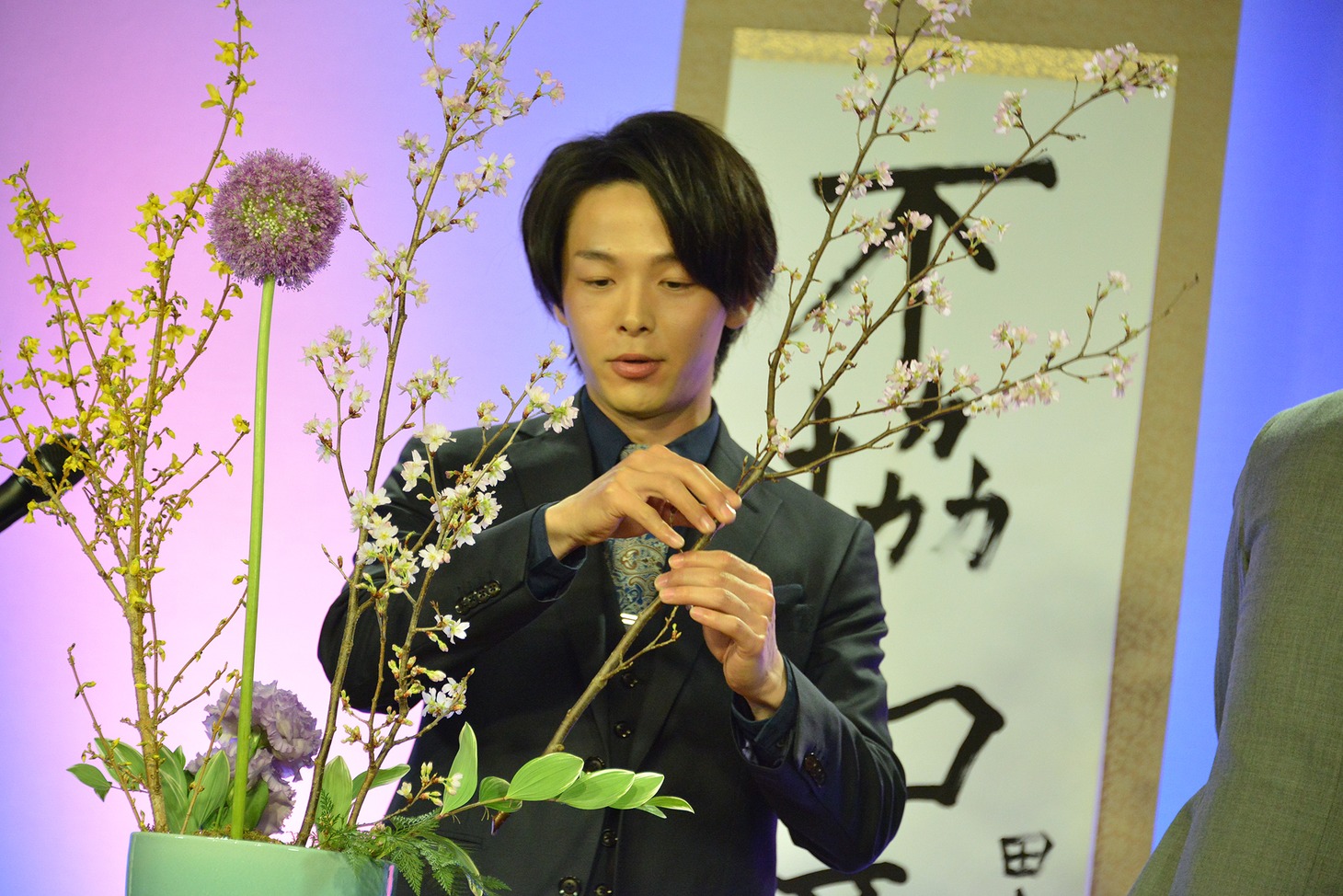 中村倫也