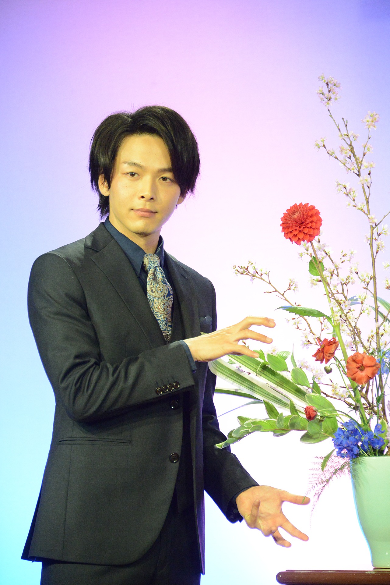 中村倫也