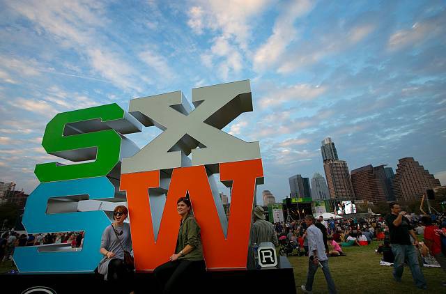 2015年に開催されたSXSWの様子。（写真提供：Jay Janner / Photoshot / ゼータ イメージ）