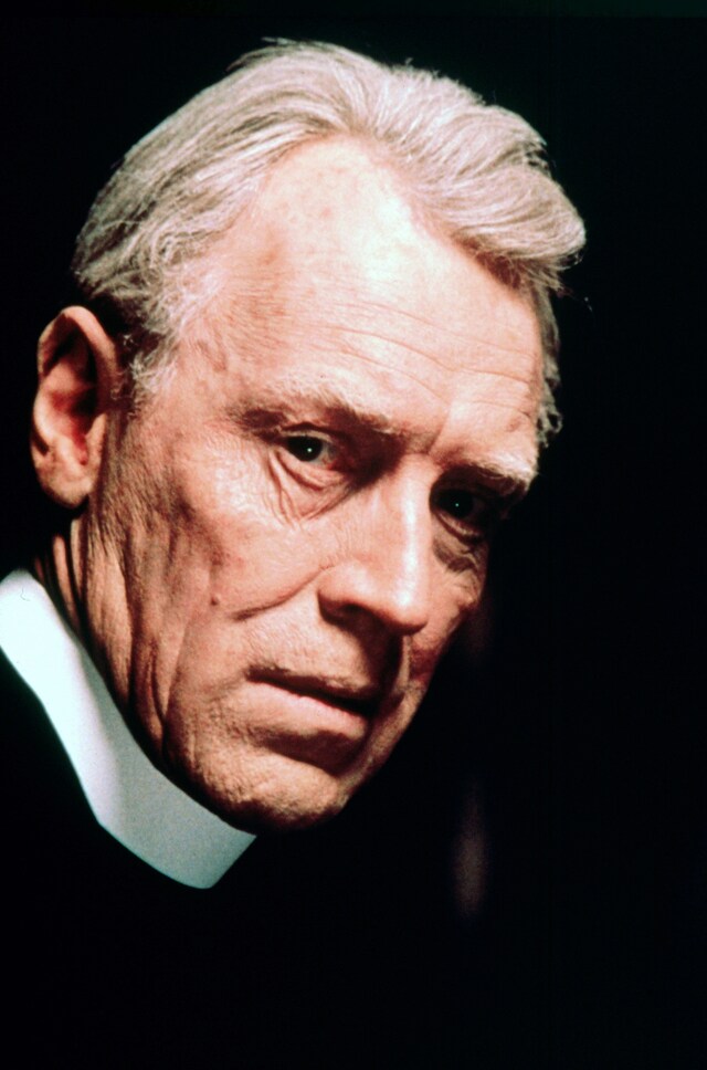 「エクソシスト」より、マックス・フォン・シドー演じるメリン神父。（写真提供：Warner Brothers / Photofest / ゼータ イメージ）