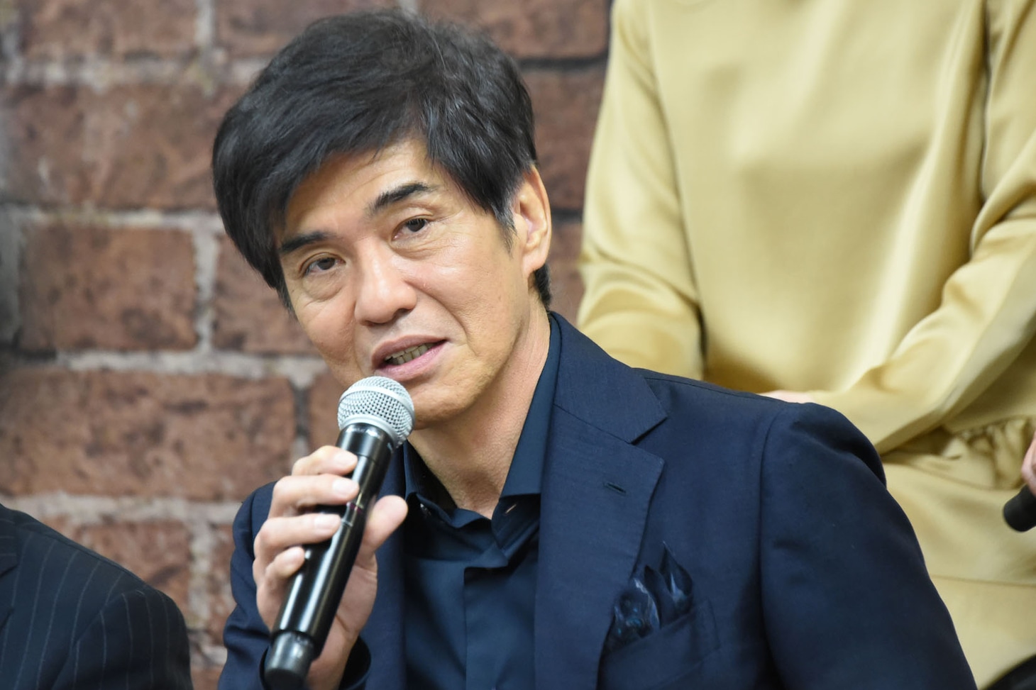 佐藤浩市