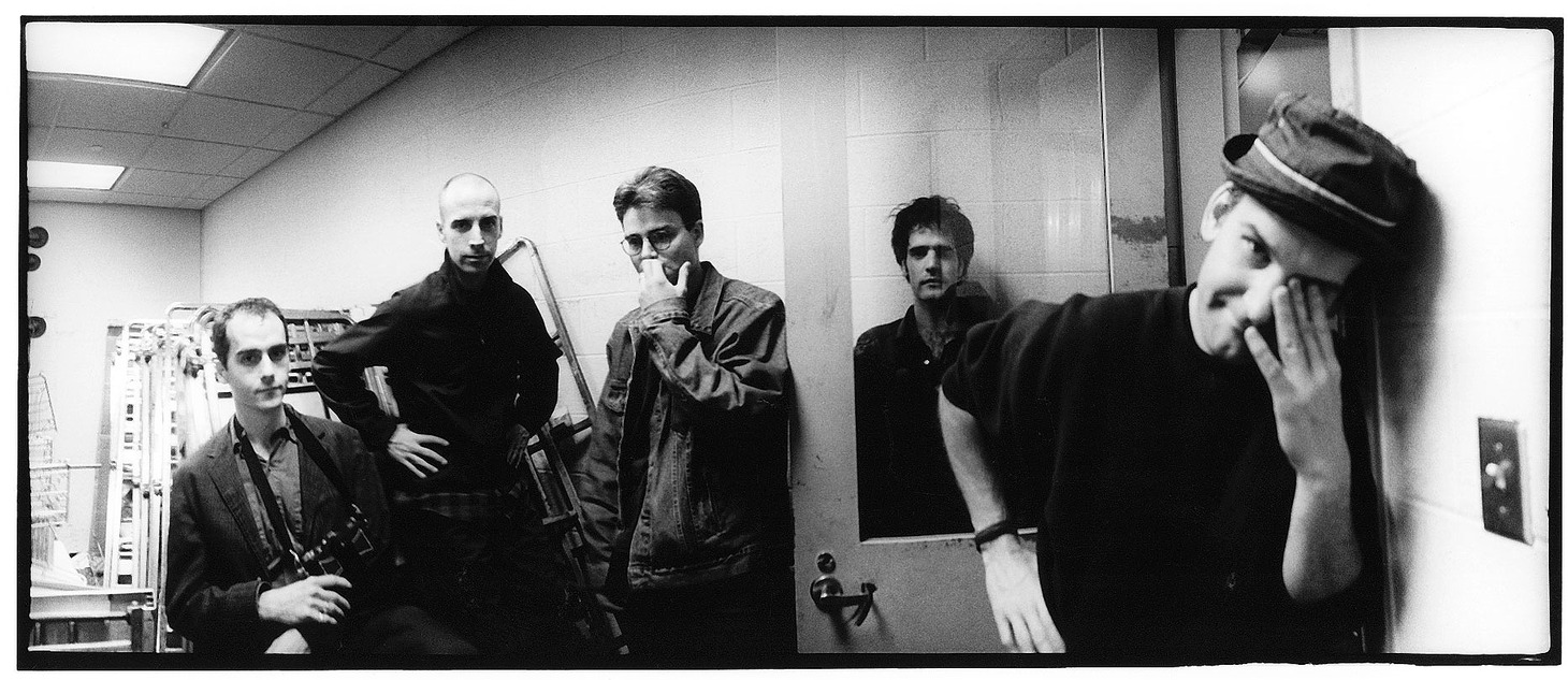 「FUGAZI:INSTRUMENT」 (c)1998, 2018 Dischord Records