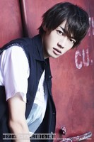 「フィルムに宿る魂」劇場入場者にプレゼントされる、B2takes!!のオリジナルブロマイド（しだっくす）。