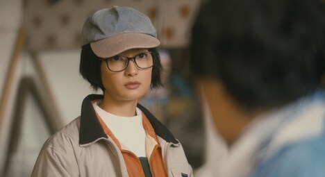 「常識の仮面はがします 秘密潜入員エース」