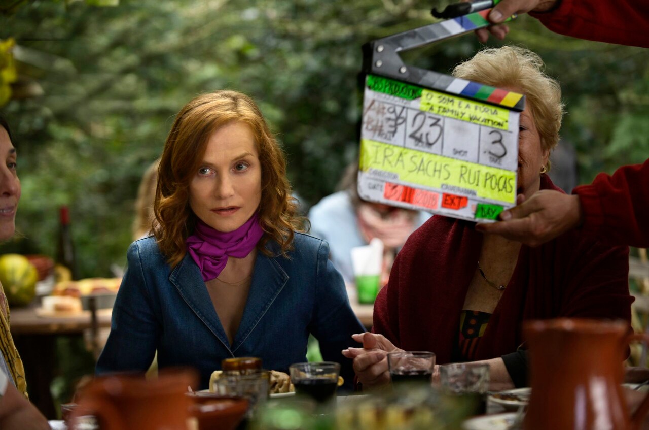 イザベル・ユペールが67歳に、主演作「ポルトガル、夏の終わり」の芝居を語る