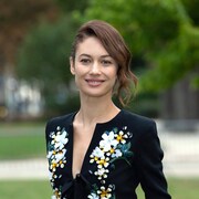 オルガ・キュリレンコがコロナウイルスに感染、Instagramで症状を報告