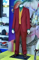 「ジョーカー」でホアキン・フェニックスが着用した衣装。