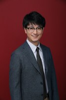 上地雄輔演じる近耕作。