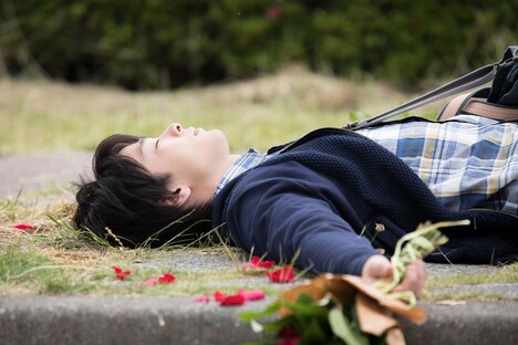 「水曜日が消えた」新場面写真