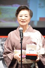 小山明子