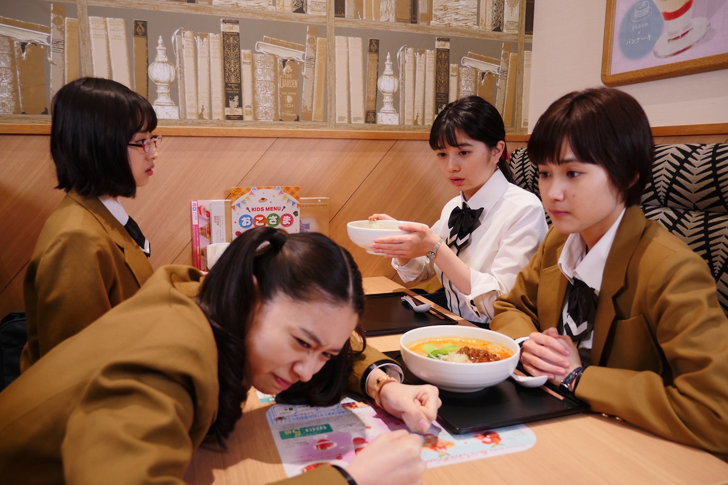 「ラーメン大好き小泉さん 二代目！」