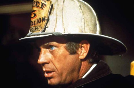 「タワーリング・インフェルノ」 (c)Warner Bros. Entertainment Inc. & Twentieth Century Fox Film Corporation