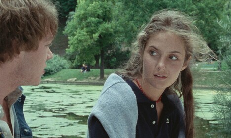 「飛行士の妻」