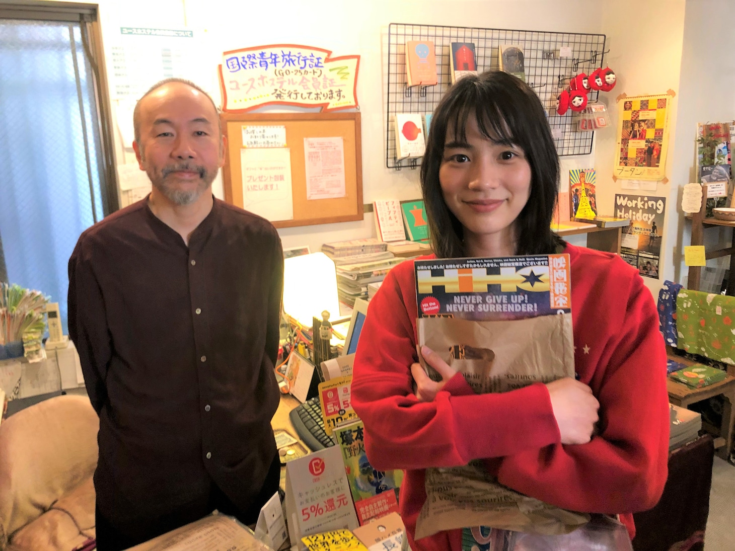 左から塚本晋也、のん。