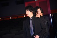 入場する山崎賢人。