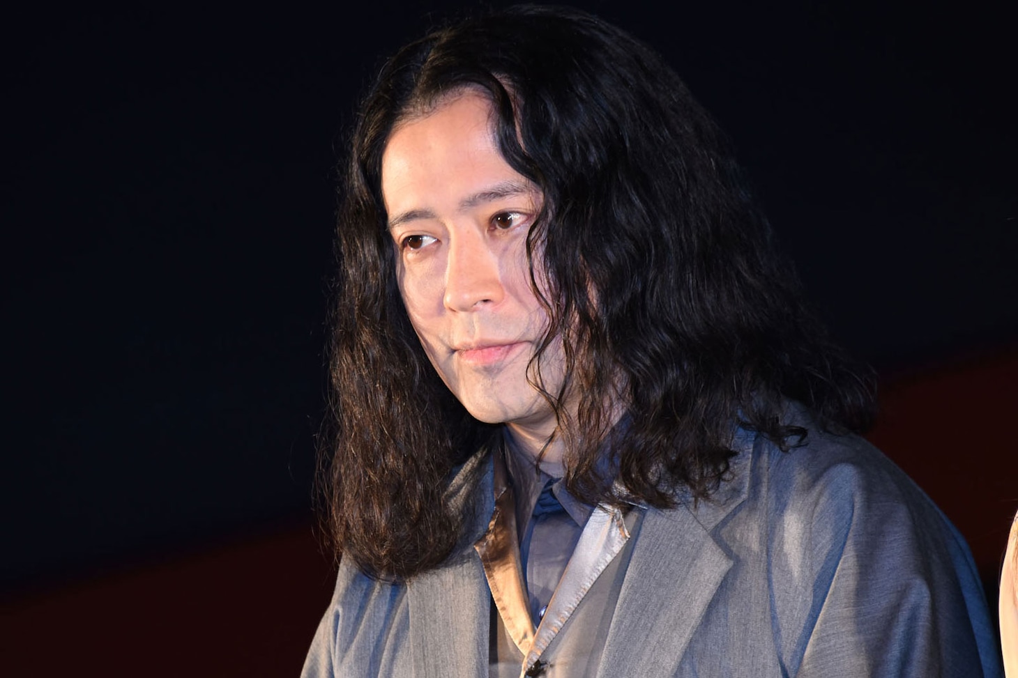 又吉直樹