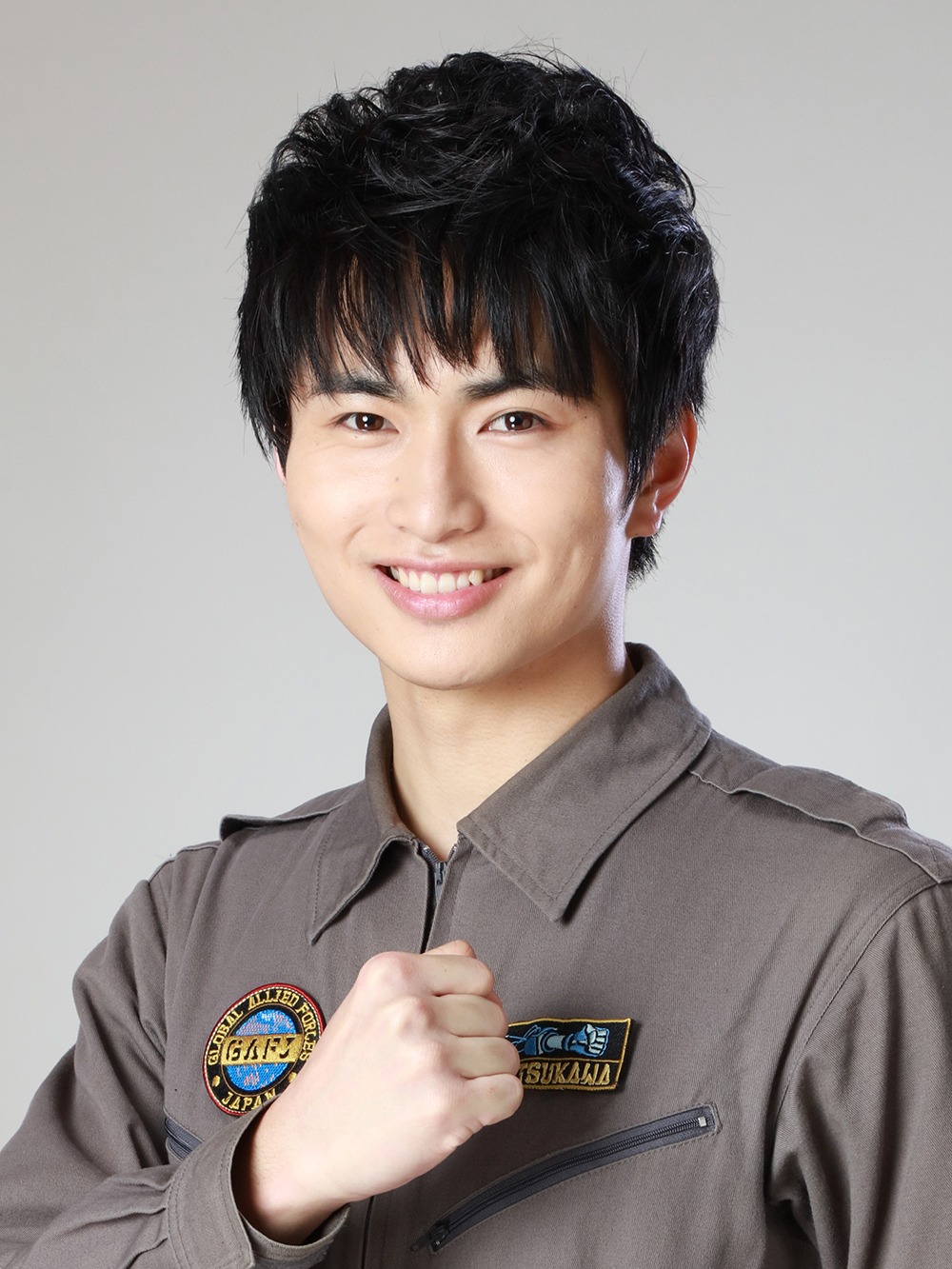 ナツカワハルキを演じる平野宏周。