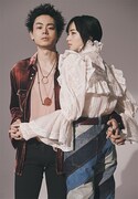 左から菅田将暉、小松菜奈。（撮影：矢吹健巳［W］）