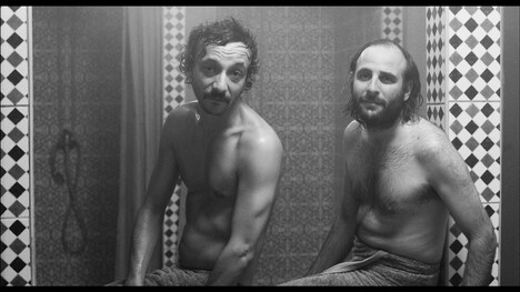 「靄の向こうに」