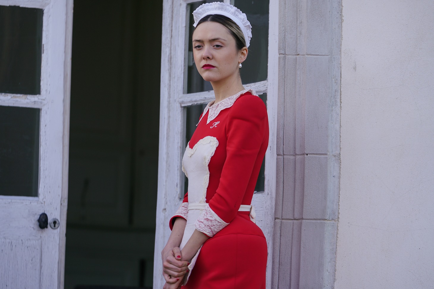 「ジュディット・ホテル」 Charlotte Le Bon - Suzanne Rault-Balet : Cynthia - CC Thomas Bartel