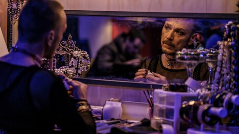 「囚われた国家」より、ベン・ダニエルズ演じるレジスタンスメンバー・ダニエル。