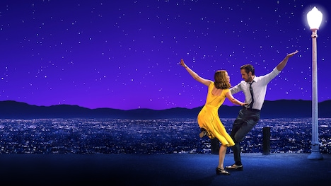 映画公式アカウントが配布した「ラ・ラ・ランド」の背景素材。