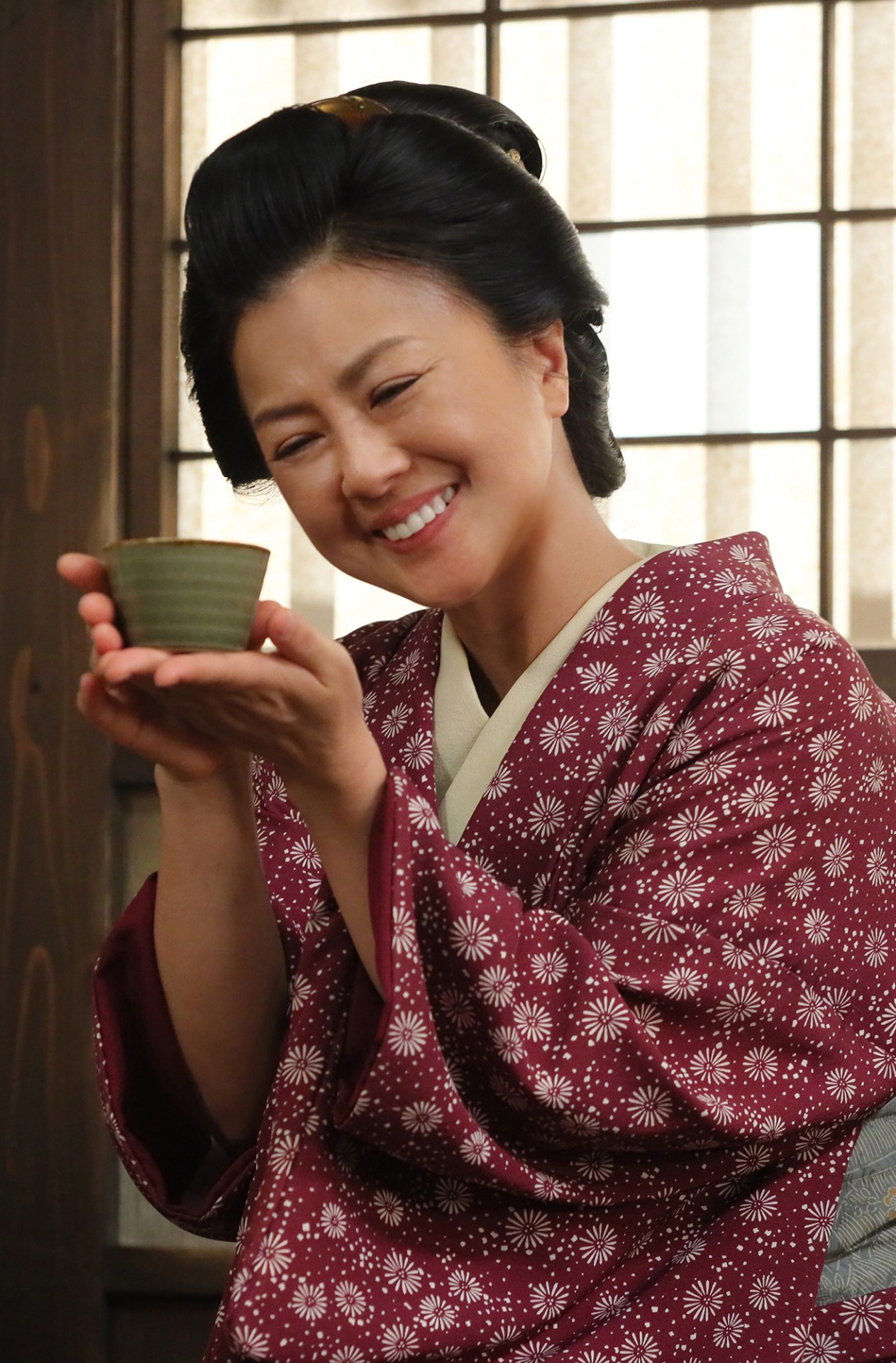 「みをつくし料理帖」より、薬師丸ひろ子演じるお百。
