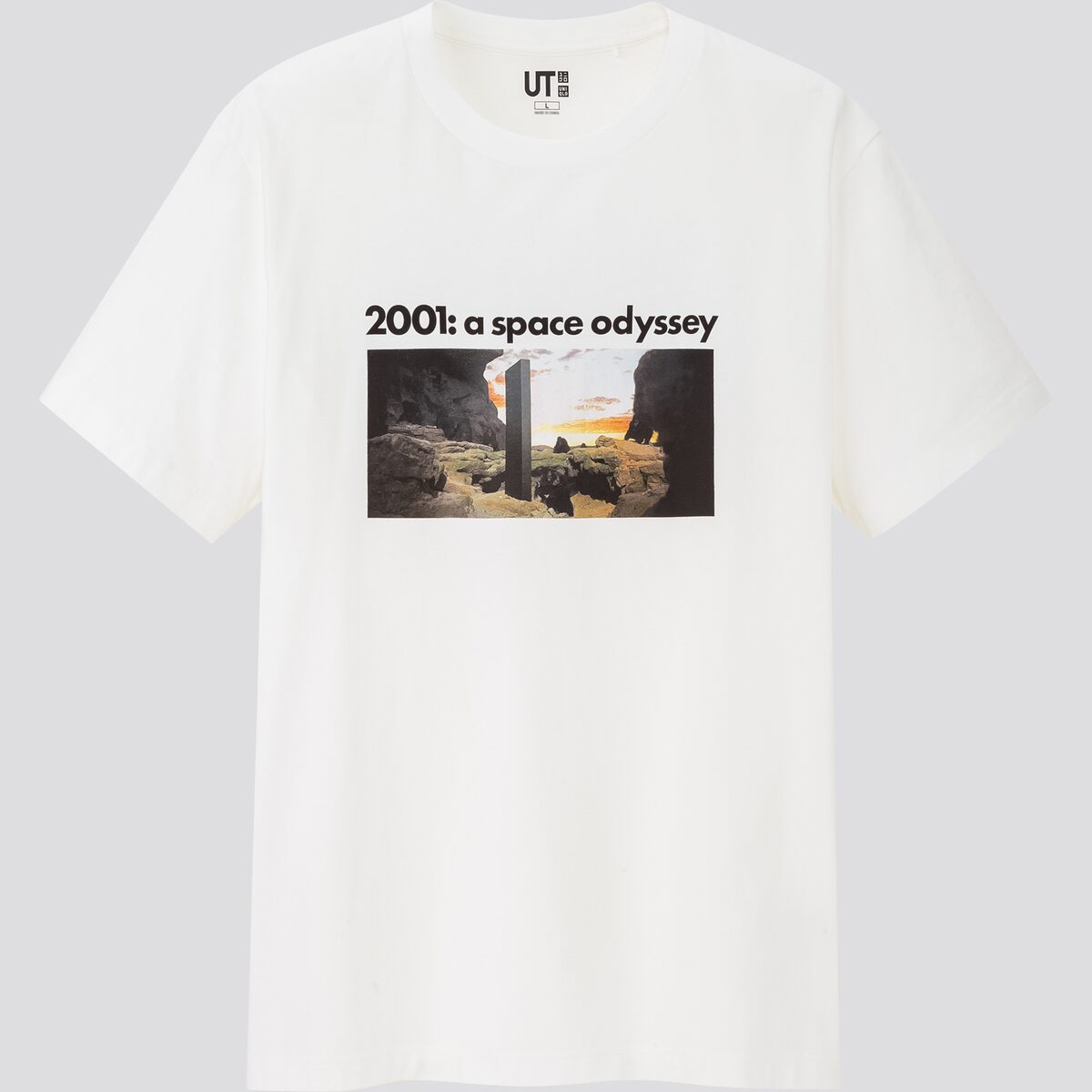 2001年宇宙の旅」のグラフィックTシャツ。2001: A SPACE ODYSSEY and 
