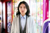 「ロマンスドール」より、三浦透子演じるひろ子。