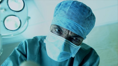 「ムカデ人間」 (c)2009 SIX ENTERTAINMENT