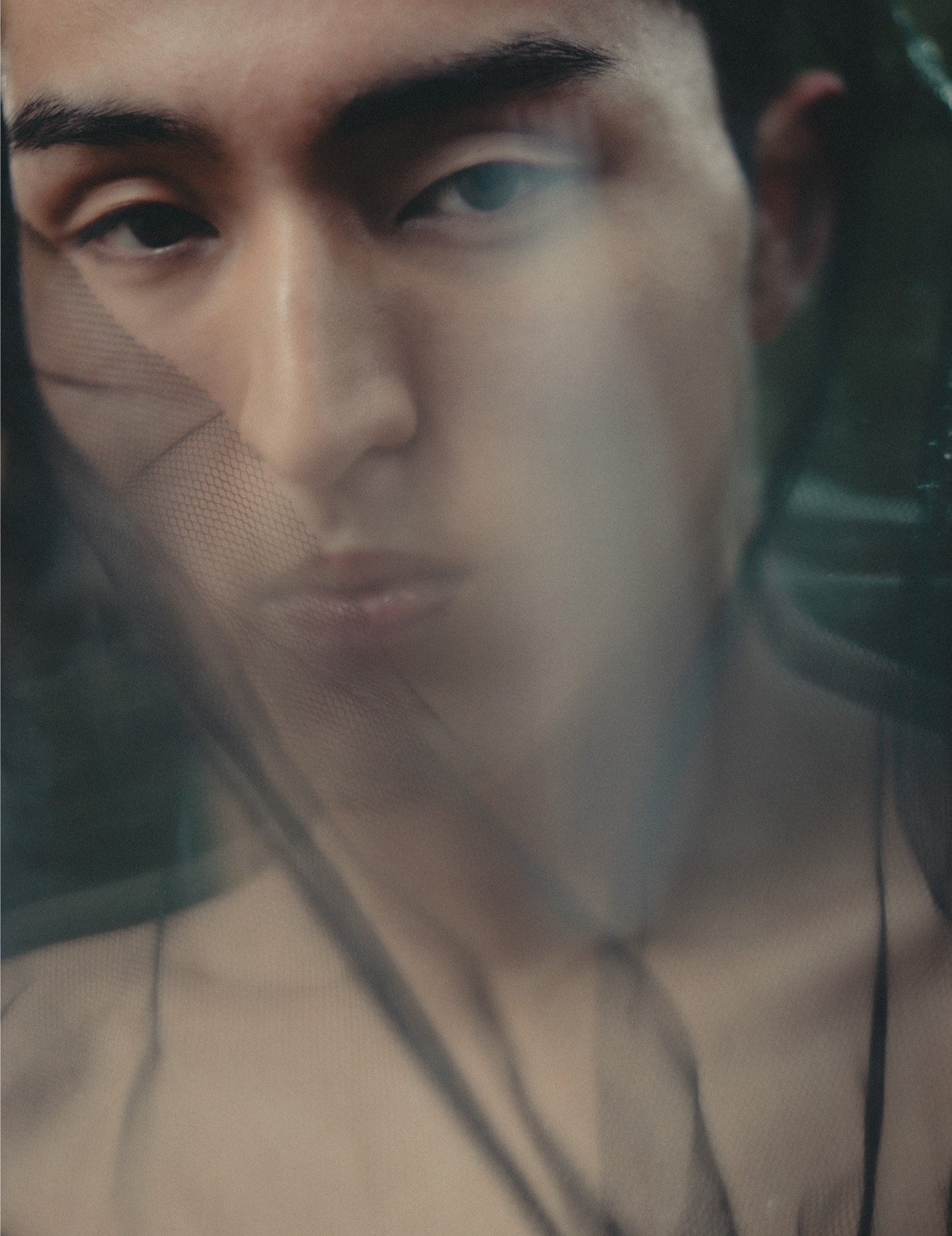 「ooze Issue1」より。