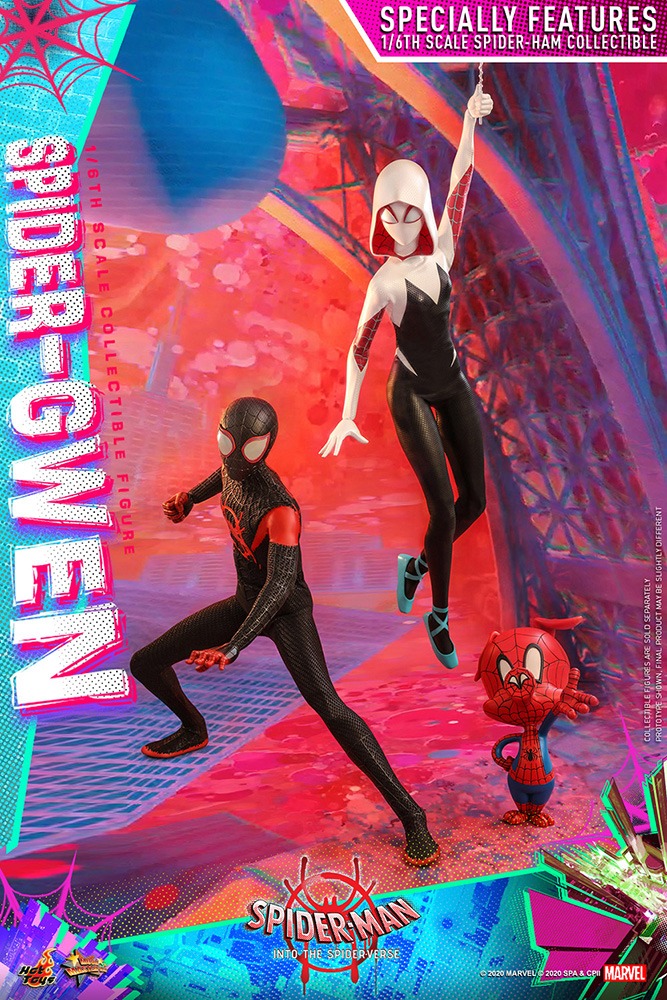 【ムービー・マスターピース】「スパイダーマン：スパイダーバース」1/6スケールフィギュア マイルス・モラレス / スパイダーマン（左）と【ムービー・マスターピース】「スパイダーマン：スパイダーバース」1/6スケールフィギュア スパイダー・グウェン（右）。