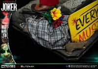 「ミュージアムマスターライン / JOKER: ジョーカー 1/3 スタチュー」の付属アクセサリー。