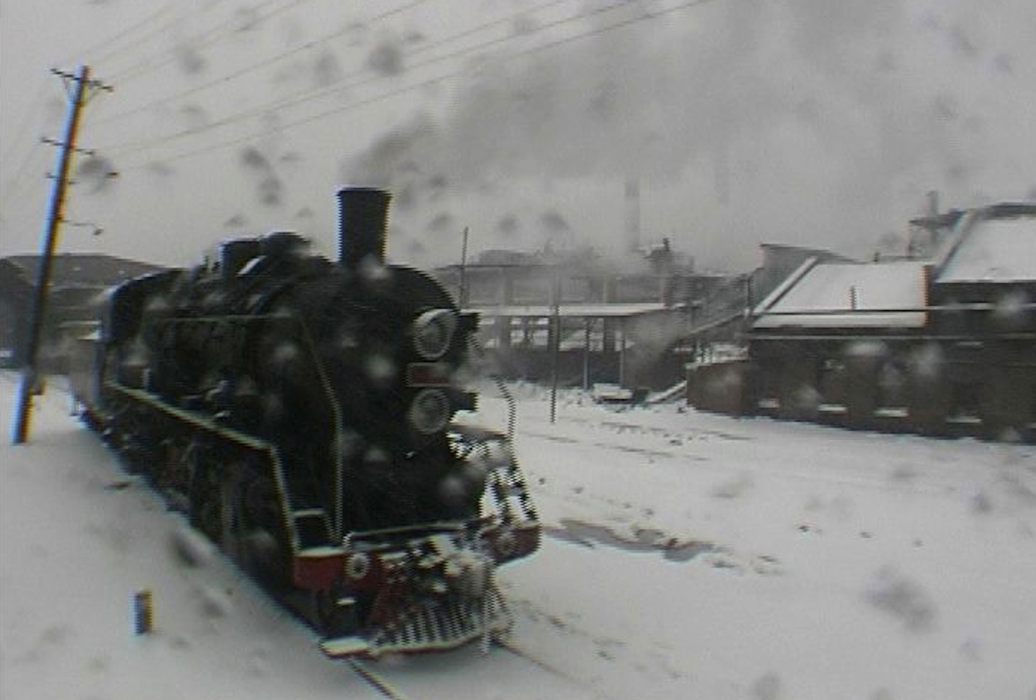 「鉄西区 第一部：工場」 (c)Copyright 2002 by Wang Bing. All rights reserved.