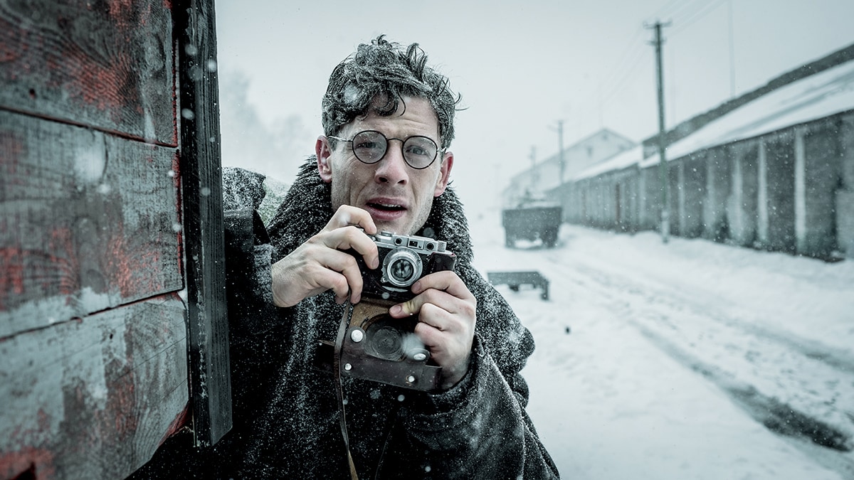 ソ連の負の歴史描いた「赤い闇」にデーヴ・スペクター、舛添要一、堀潤らがコメント