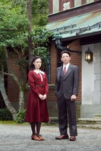 左から蒼井優、高橋一生。