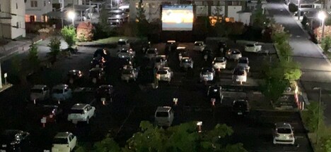 山形県・MOVIE ON やまがたのドライブインシアターの様子。