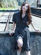 奥山かずさセカンド写真集「AIKAGI」より。