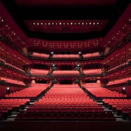 KAAT神奈川芸術劇場、白井晃演出「アーリントン」ほか中止発表公演を上演の方向へ