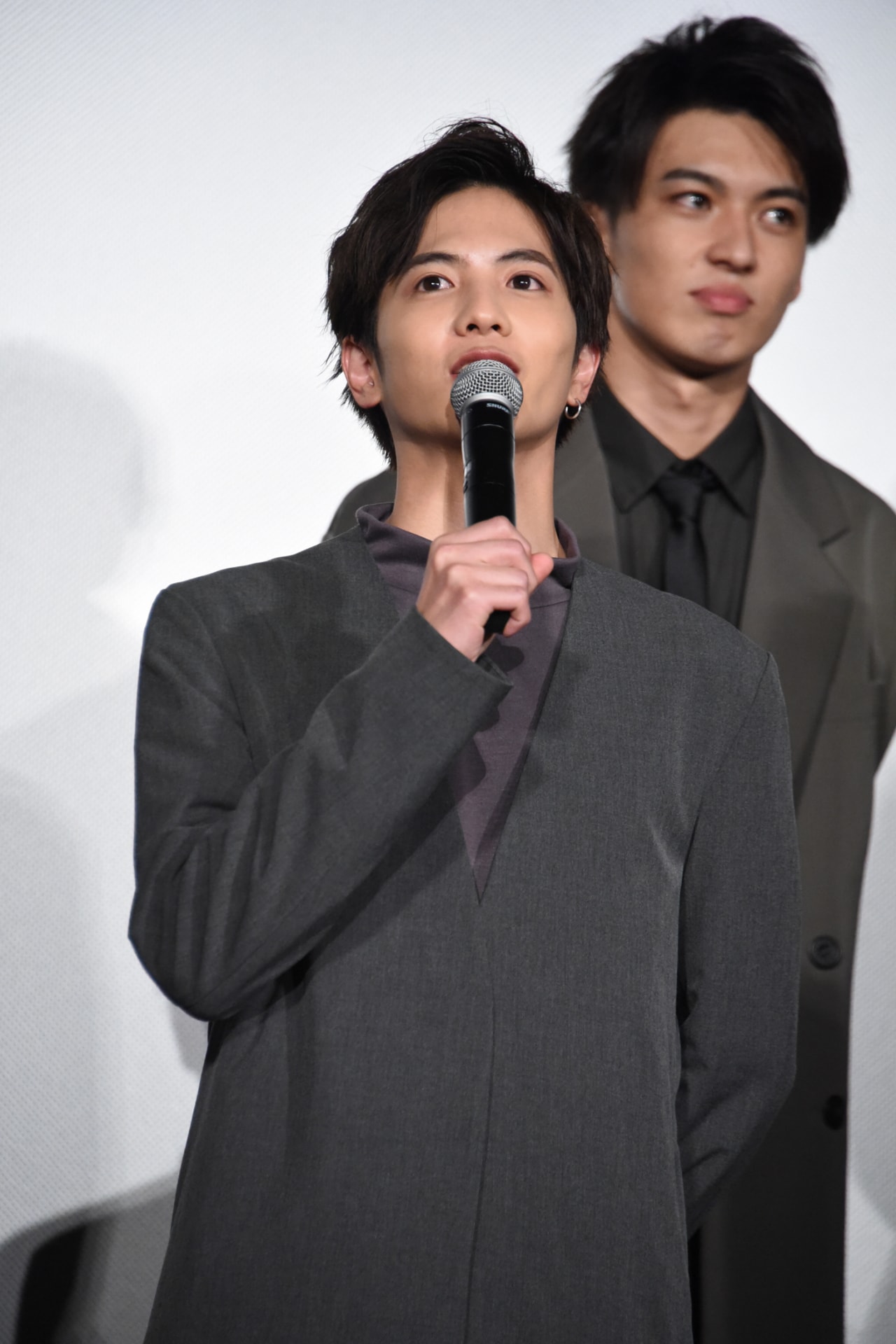 志尊淳と叔父・宮崎歩の楽曲「きぼうのあしおと」配信スタート、収益の一部は寄付