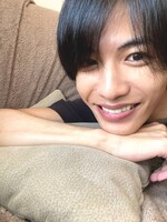 志尊淳の自撮り写真。