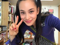 水原希子の自撮り写真。