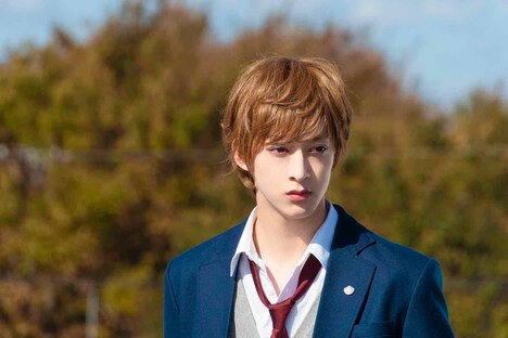 「私がモテてどうすんだ」新場面写真より、伊藤あさひ演じる七島希。