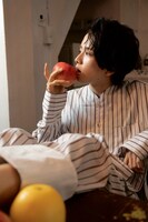 市原隼人が撮影した「板垣李光人1st写真集『Rihito 18』」収録カット。