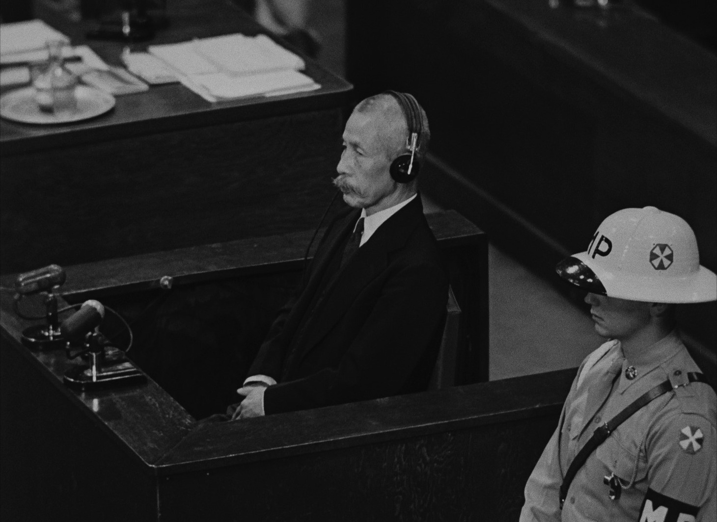 「東京裁判」