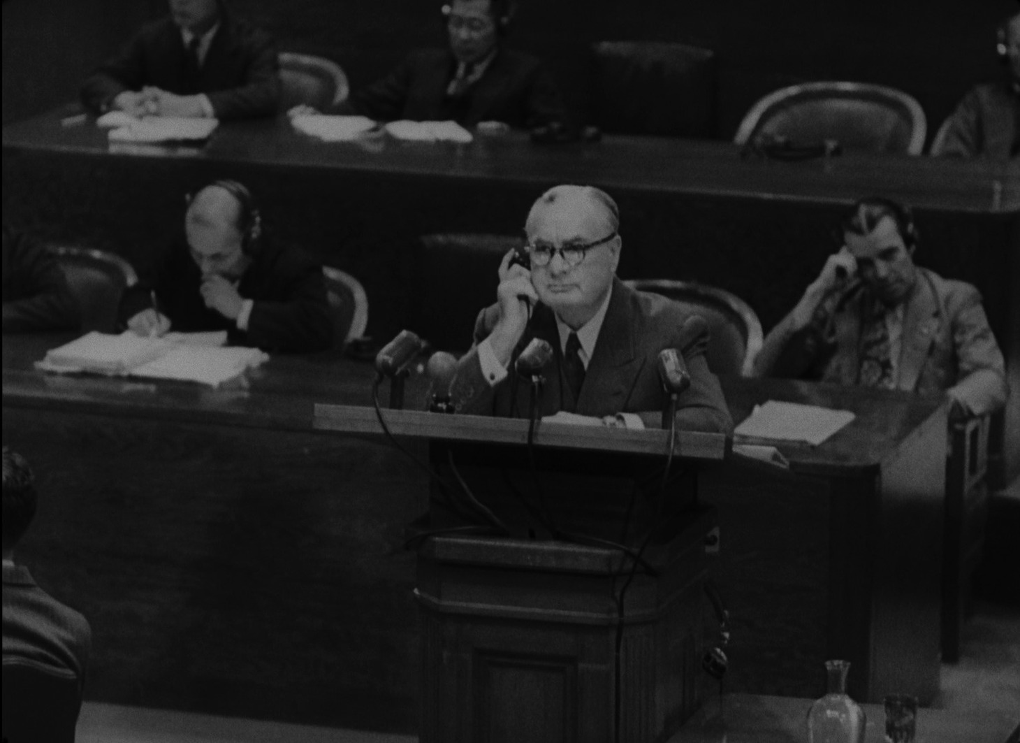 「東京裁判」