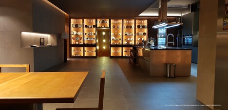 「パラサイト 半地下の家族」のビデオ通話用背景。