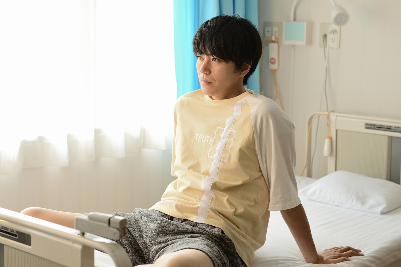 廣瀬智紀×北原里英「HERO」予告と場面写真が公開、斎藤工演じる死神大佐の姿も